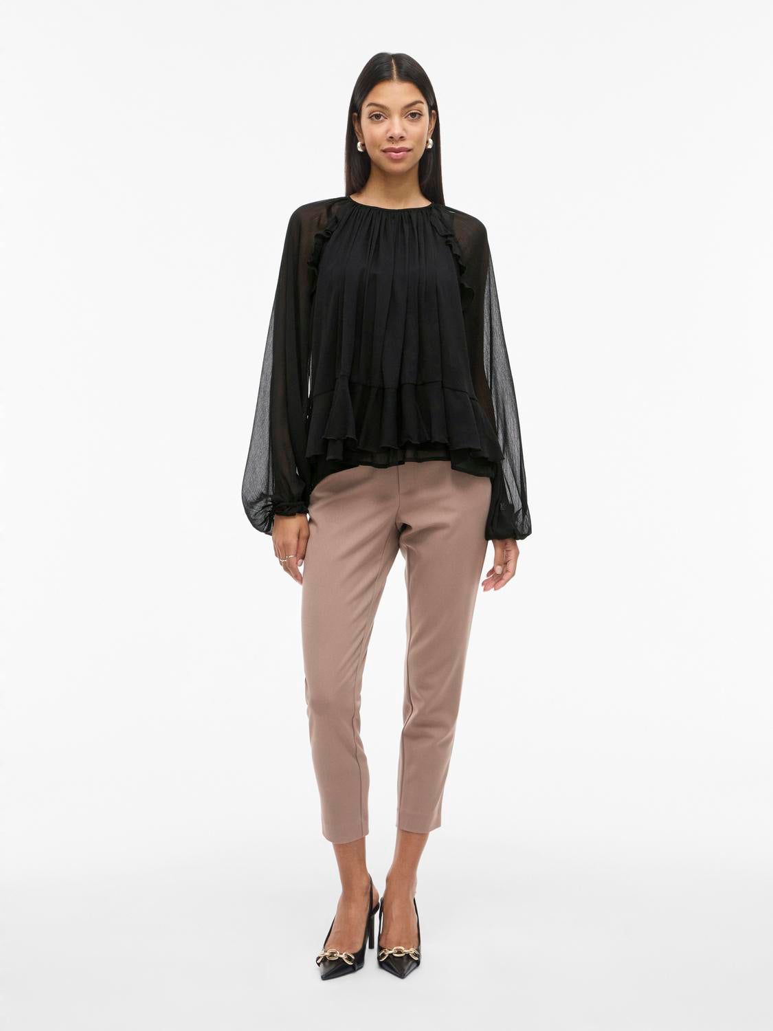 model_shot-front_full